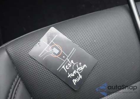 2025 Tesla Model 3 Long Range All-Wheel Drive из США, поврежденный, VIN 5YJ3E1EB1SF934591